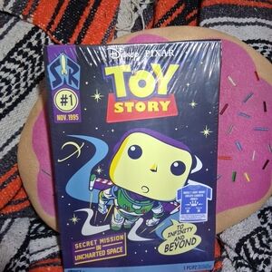Toy Story Funko POP! Tee Size Medium Nes In Box (T-SHIRT ONLY) Disney Pixar